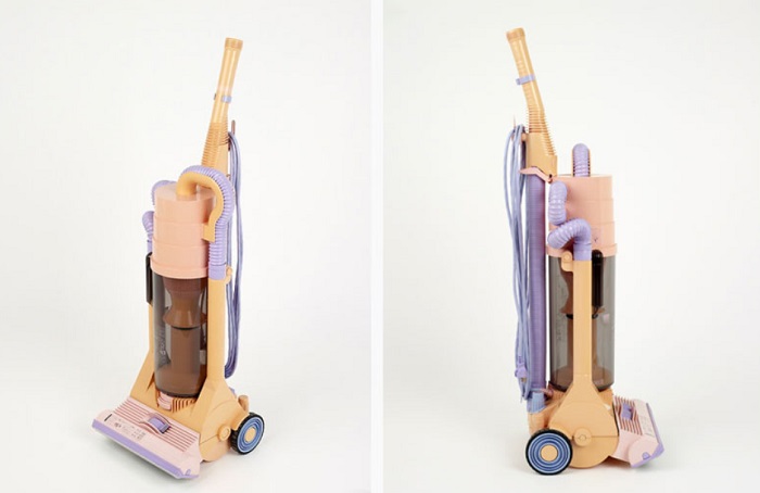 G-Force le premier aspirateur sans sac de J. Dyson